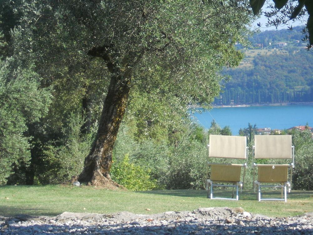 B&B Renzano Bedrooms Salo Bagian luar foto
