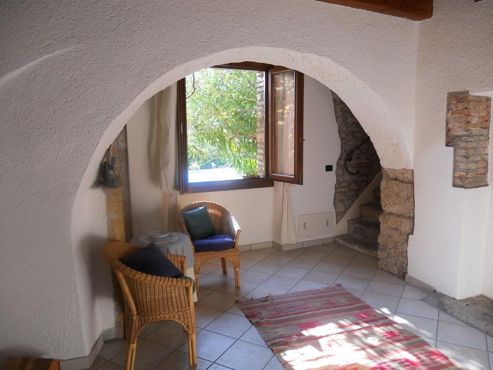 B&B Renzano Bedrooms Salo Bagian luar foto