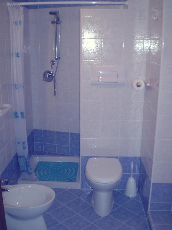 B&B Renzano Bedrooms Salo Ruang foto